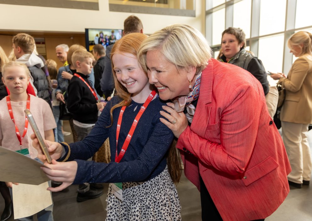 Vísindaskólinn opnar fyrir skráningu eftir páska: Útskrifar sérfræðinga í sólmyrkva og lífi á Norður&hellip;