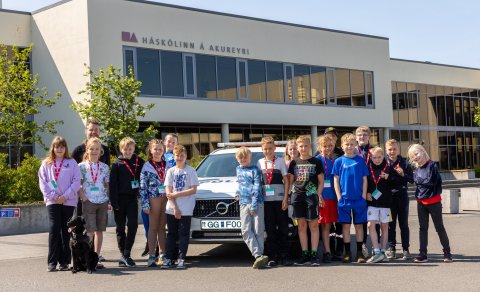 Vísindaskóli unga fólksins haldinn í 9 sinn